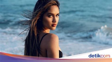 foto artis indonesia yang paling seksi|7 Gaya Seksi Artis Indonesia Berbikini, Jessica Mila。